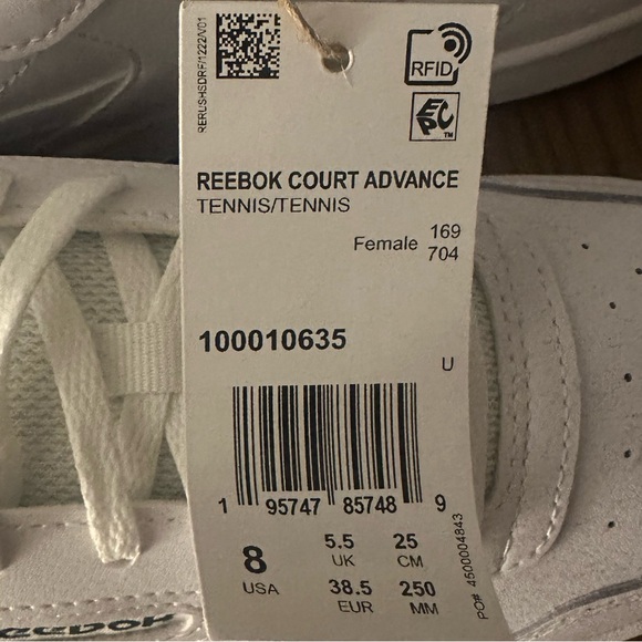 *Never Worn* Reebok White and Green Women's Sneakers - Picture 4 of 4